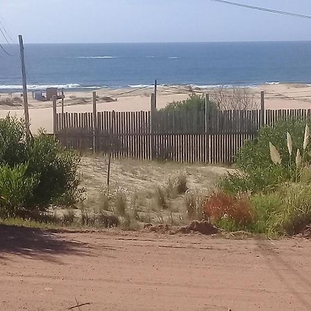 Cabana Praia Punta Del Diablo Buitenkant foto
